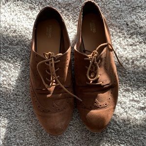 Brown oxford flats